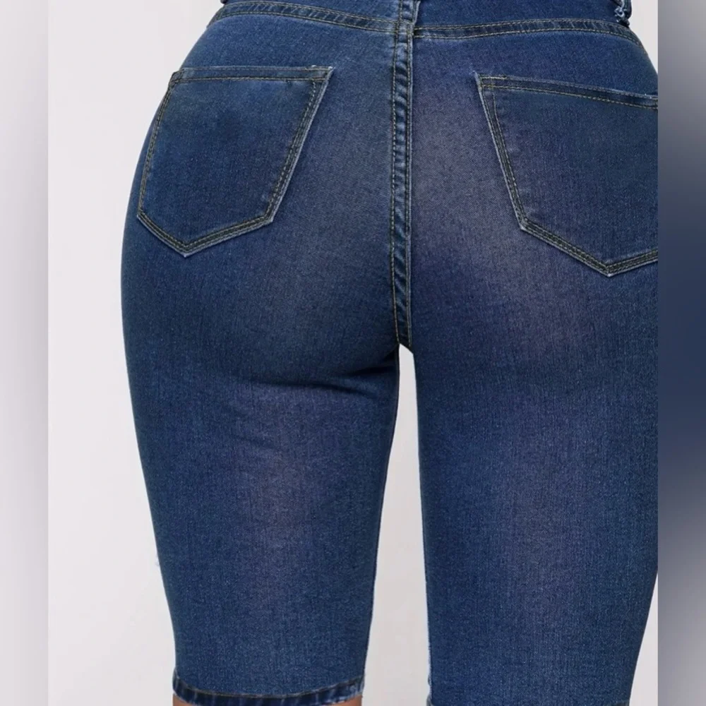 Bermuda -Premium Mid length Jean Shorts - Picture 6 of 9